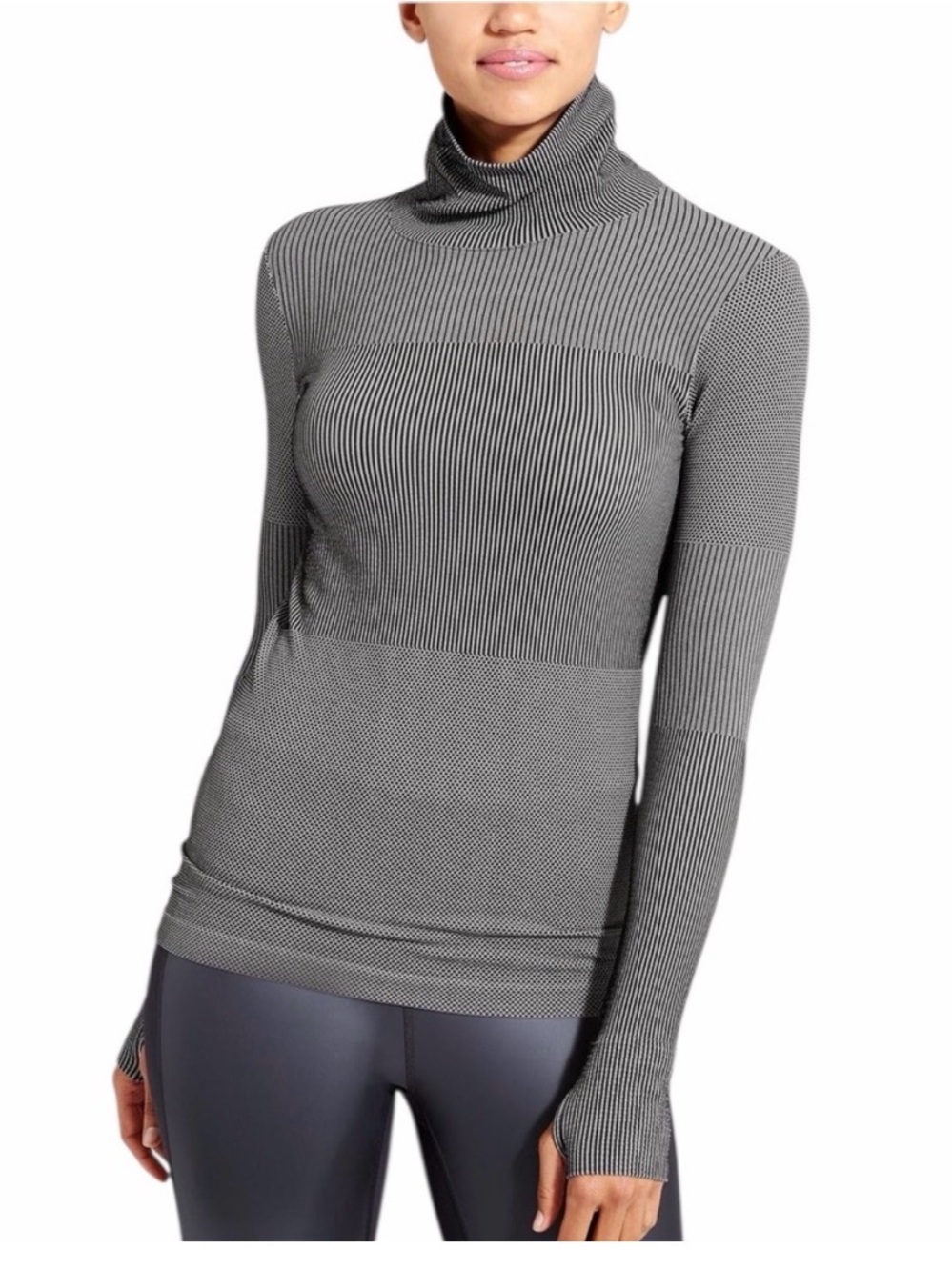 Athleta Flurry Women’s Small Seamless Turtleneck Gray Black Striped